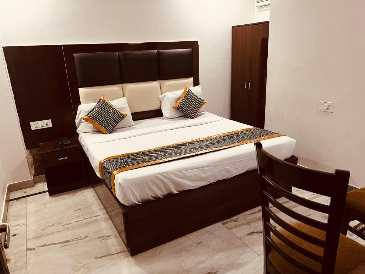 Hotel Krone A Family Hotel Near Igi Airport Delhi نيودلهي المظهر الخارجي الصورة